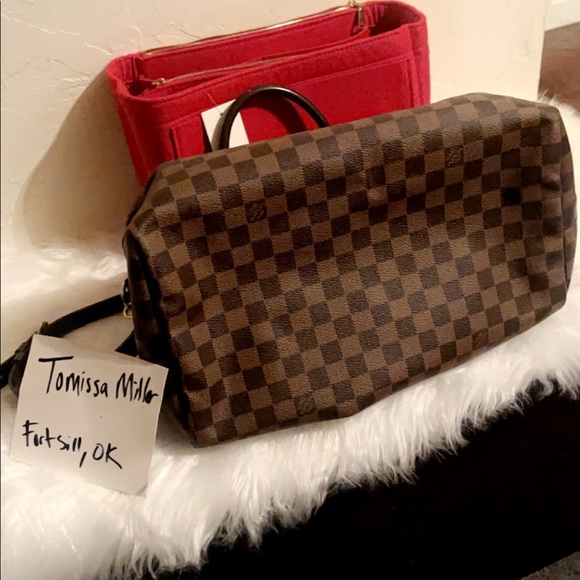 Authentic Damier Ebene Speedy B 35
Date:SD 0157
Includes Dust Bag & LV Box - Picture 14 of 16